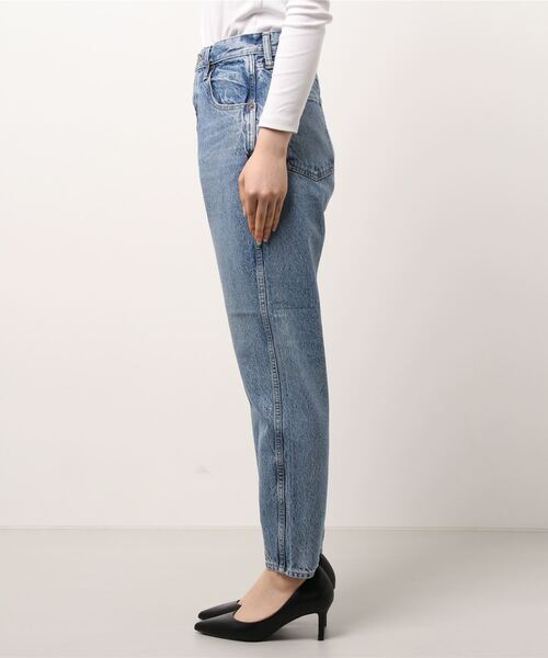 THE SHINZONE(ザ シンゾーン)の「【THE SHINZONE】CARROT DENIM WOMEN(デニムパンツ・レディース・ブルー/インディゴブルー・34/36)」の3枚目の写真