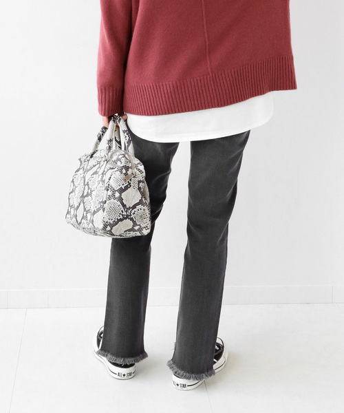 JOURNAL STANDARD relume（ジャーナルスタンダード　レリューム）の「《追加3》ASYMMETRY HEMデニム◆（デニムパンツ・レディース・ブラック/ネイビー/ブルー・36/38/40）」の9枚目の写真