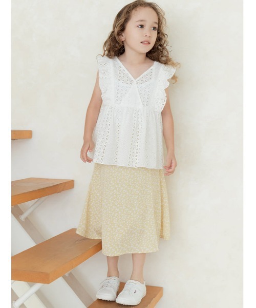 fifth(フィフス)の「【KIDS】小花柄マーメイドスカート(その他パンツ・キッズ・イエロー/ライトグリーン・130/120/110)」の2枚目の写真