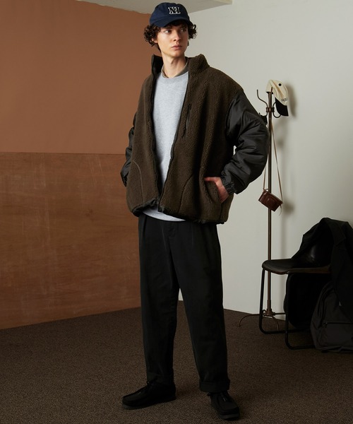 EMMA CLOTHES（エマクローズ）の「リバーシブル オーバーサイズ スタンドカラー ボア切替 エコダウンジャケット EMMA CLOTHES（ダウンジャケット/コート・メンズ・ブラック系その他/ブラウン系その他/ベージュ系その他・M/L）」の10枚目の写真