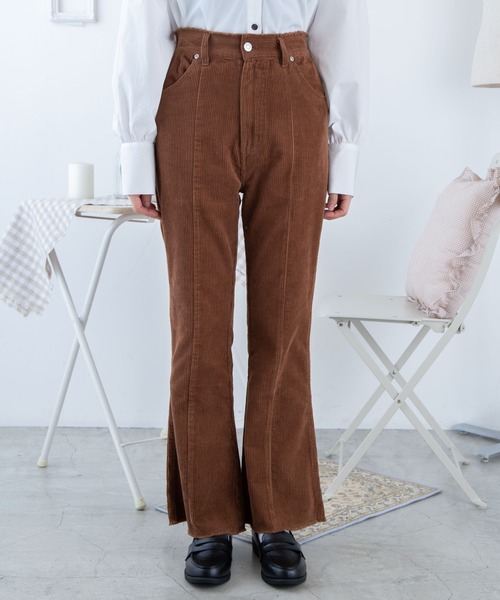 WEGO（ウィゴー）の「WEGO/コーデュロイフリンジフレアパンツ（その他パンツ・レディース・ベージュ/ブラック/ブラウン・SMALL/MEDIUM）」の12枚目の写真