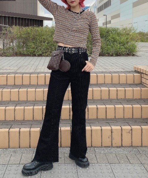 WEGO（ウィゴー）の「WEGO/コーデュロイフリンジフレアパンツ（その他パンツ・レディース・ベージュ/ブラック/ブラウン・SMALL/MEDIUM）」の4枚目の写真