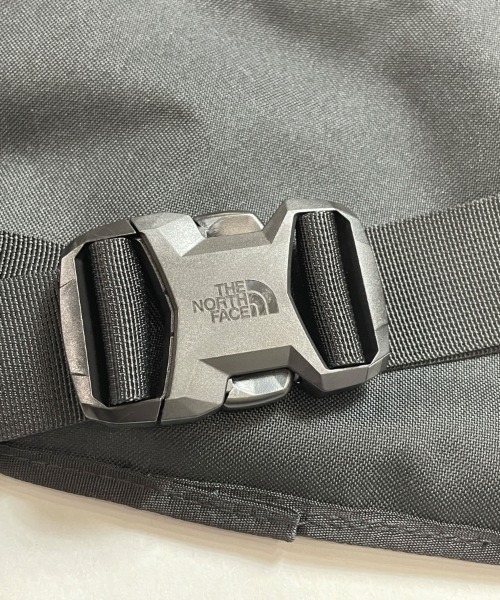 THE NORTH FACE（ザノースフェイス）の「THE NORTH FACE-BOZER HIP PACK III - L/ザ・ノース・フェイス ボザー ヒップ パック スリー ボディバック（ボディバッグ/ウエストポーチ・メンズ・ブラック/ホワイト・FREE）」の6枚目の写真