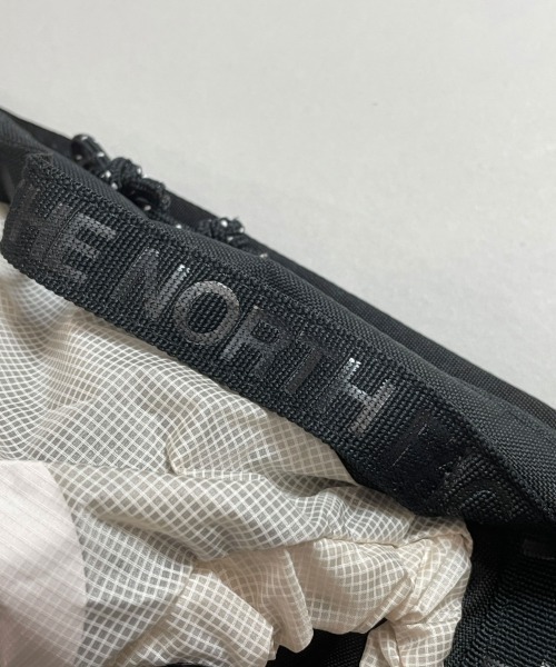 THE NORTH FACE（ザノースフェイス）の「THE NORTH FACE-BOZER HIP PACK III - L/ザ・ノース・フェイス ボザー ヒップ パック スリー ボディバック（ボディバッグ/ウエストポーチ・メンズ・ブラック/ホワイト・FREE）」の7枚目の写真