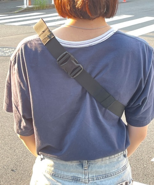 THE NORTH FACE（ザノースフェイス）の「THE NORTH FACE-BOZER HIP PACK III - L/ザ・ノース・フェイス ボザー ヒップ パック スリー ボディバック（ボディバッグ/ウエストポーチ・メンズ・ブラック/ホワイト・FREE）」の3枚目の写真