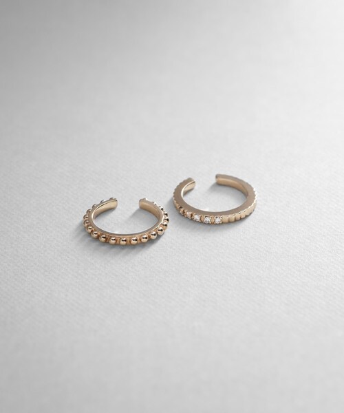 ◆2021リミテッドコレクション（K10）ダイヤモンド　セットイヤーカフ