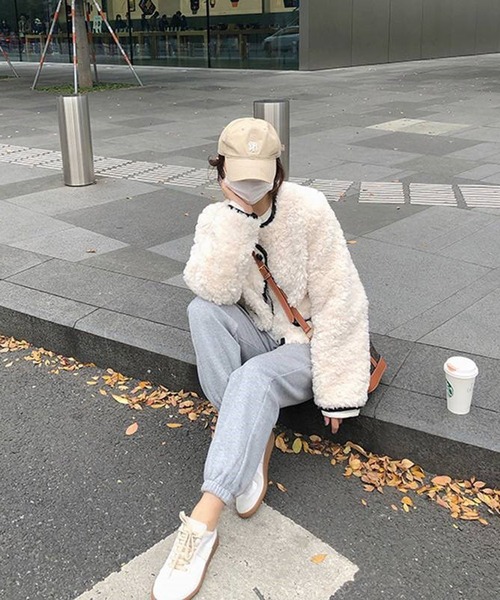 HALEY PESCA（ヘーリーペスカ）の「HALEY PESCA/ノーカラー ボアジャケット（ノーカラージャケット・レディース・ホワイト/ブラウン・FREE）」の9枚目の写真