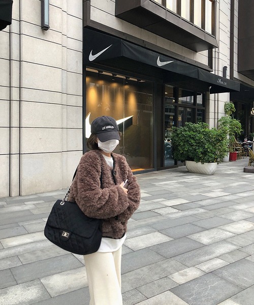 HALEY PESCA（ヘーリーペスカ）の「HALEY PESCA/ノーカラー ボアジャケット（ノーカラージャケット・レディース・ホワイト/ブラウン・FREE）」の19枚目の写真