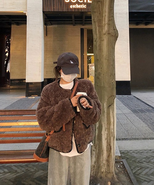 HALEY PESCA（ヘーリーペスカ）の「HALEY PESCA/ノーカラー ボアジャケット（ノーカラージャケット・レディース・ホワイト/ブラウン・FREE）」の13枚目の写真