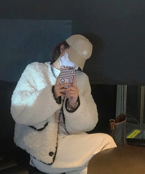 HALEY PESCA（ヘーリーペスカ）の「HALEY PESCA/ノーカラー ボアジャケット（ノーカラージャケット・レディース・ホワイト/ブラウン・FREE）」の16枚目の写真