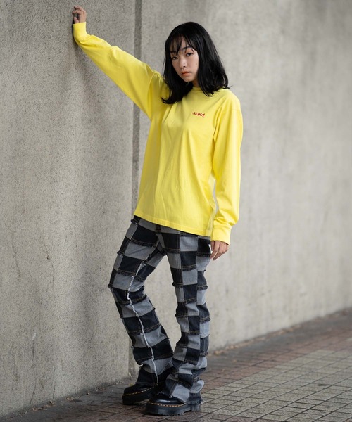 X-girl（エックスガール）の「JELLY LOGO L/S TEE/ミルズロゴ　ロンT/ロングティーシャツ（Tシャツ/カットソー・レディース・ホワイト/ブラック/イエロー・S/M/L/XL）」の15枚目の写真