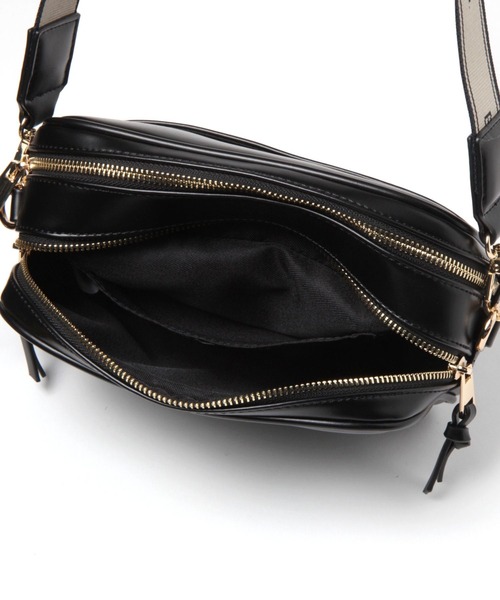 BAYFLOW(ベイフロー)の「ロゴテープスクエアショルダーバッグ(ショルダーバッグ・レディース・ブラック/ベージュ・FREE)」の15枚目の写真