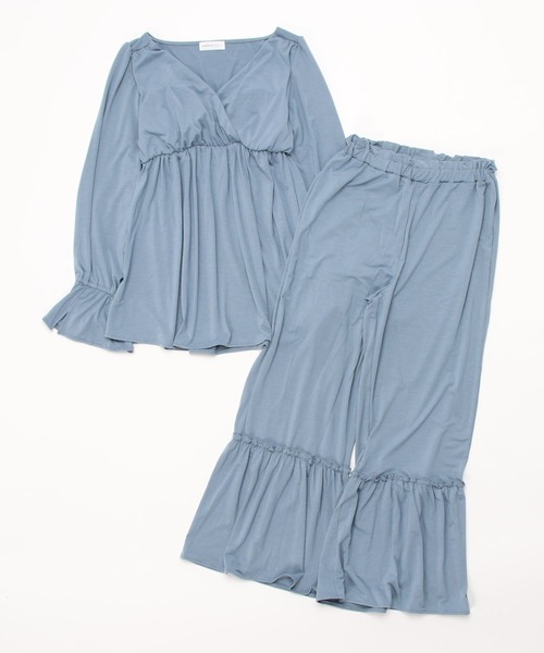 AMPHI(アンフィ)の「ベア天竺 カップ付き パジャマ(セットアップ)(ルームウェア/パジャマ・レディース・ブルー/アイボリー・MEDIUM/LARGE)」の11枚目の写真