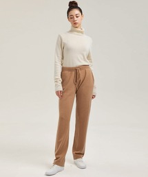 ストレートレッグカシミヤパンツ