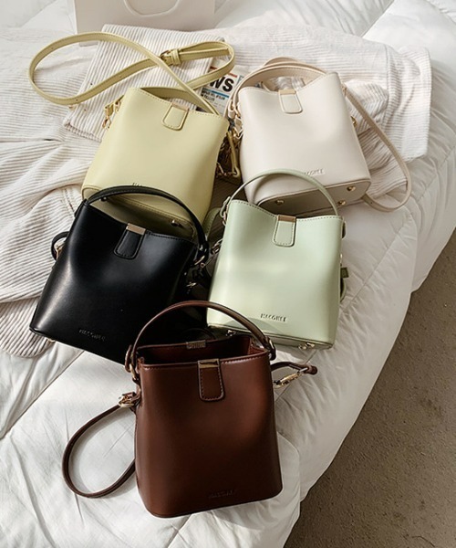 sakishimatokyo(サキシマトーキョー)の「スクエアショルダーバッグ(ショルダーバッグ・レディース・ブラック/ブラウン/オフホワイト/グリーン/イエロー・FREE)」の6枚目の写真