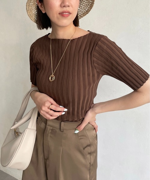 CAPRICIEUX LE'MAGE（カプリシューレマージュ）の「ボートネック5分袖ニット（ニット/セーター・レディース・ホワイト/ブラック/ブラウン/オフホワイト/ベージュ・FREE）」の6枚目の写真