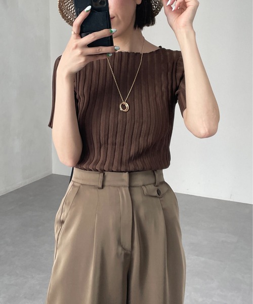 CAPRICIEUX LE'MAGE（カプリシューレマージュ）の「ボートネック5分袖ニット（ニット/セーター・レディース・ホワイト/ブラック/ブラウン/オフホワイト/ベージュ・FREE）」の8枚目の写真