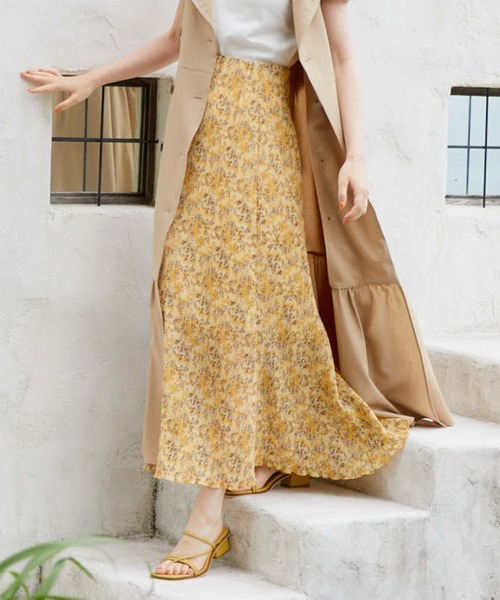 archives(アルシーヴ)の「花柄楊柳バックレースアップスカート(スカート・レディース・グレー/ブラック/イエロー・MEDIUM)」の7枚目の写真