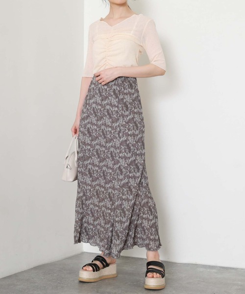 archives(アルシーヴ)の「花柄楊柳バックレースアップスカート(スカート・レディース・グレー/ブラック/イエロー・MEDIUM)」の12枚目の写真