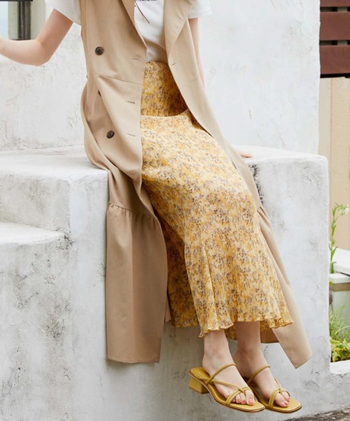 archives(アルシーヴ)の「花柄楊柳バックレースアップスカート(スカート・レディース・グレー/ブラック/イエロー・MEDIUM)」の8枚目の写真