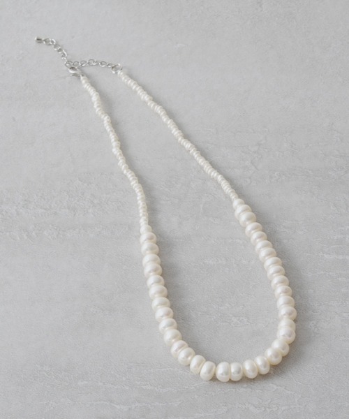 MAISON BREEZE（メゾンブリーズ）の「【MAISON BREEZE】淡水パールネックレス　3＊8（ネックレス・レディース・ホワイト・FREE）」の2枚目の写真