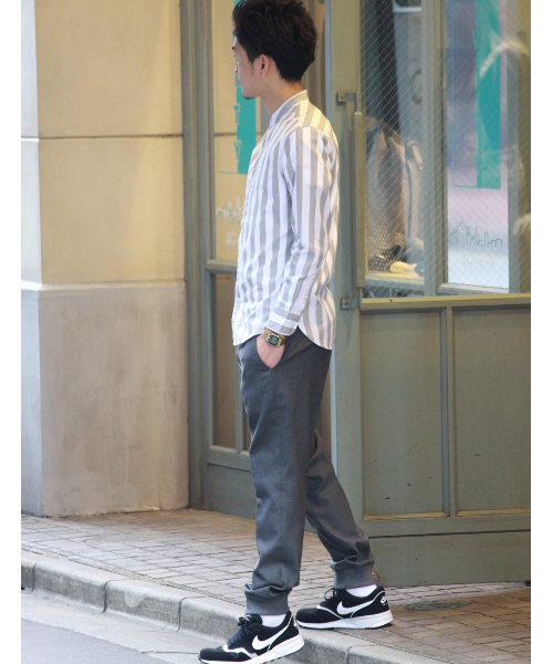 417 EDIFICE（フォーワンセブンエディフィス）の「◇ビッグストライプ バンドカラーシャツ（シャツ/ブラウス・メンズ・チャコールグレー/グレー/ベージュ・SMALL/MEDIUM/LARGE）」の4枚目の写真