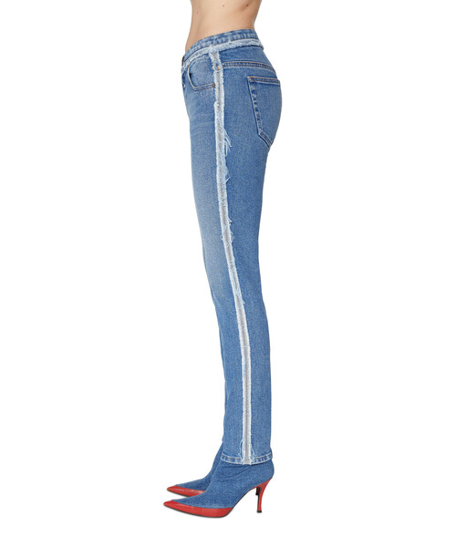 DIESEL(ディーゼル)の「FW22 レディース デニム スキニー(デニムパンツ・レディース・インディゴブルー・25inch/24inch/26inch/23inch/27inch/30inch/28inch/29inch)」の6枚目の写真