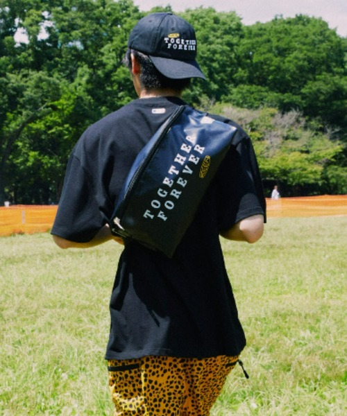 KEEN（キーン）の「KEEN AQ24 ORIGAMI SLING BAG / キーン