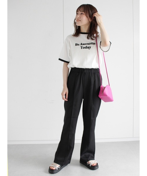 ehka sopo(エヘカソポ)の「リンガーフロッキーロゴプリントTシャツ(Tシャツ/カットソー・レディース・オフホワイト/キナリ/グリーン・フリ-)」の9枚目の写真