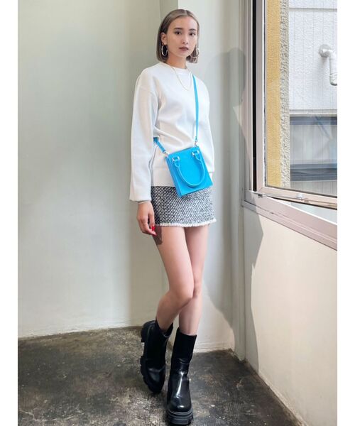 EMODA（エモダ）の「フリンジヘムツイードスカート（スカート・レディース・ブラック/グレー/ブルー・SMALL/MEDIUM）」の18枚目の写真