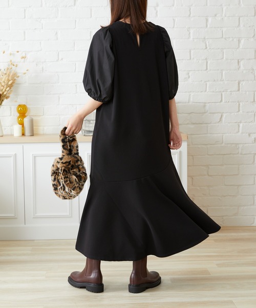 acro（アクロ）の「ボリュームスリーブ異素材ドッキングマーメイドワンピース/AC1464（ワンピース・レディース・ブラック・ﾌﾘ-）」の4枚目の写真