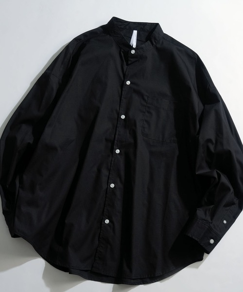 Ritzy（リッツィー）の「綿ブロード バンドカラーBIGシャツ レディース メンズ（シャツ/ブラウス・メンズ・ホワイト系その他/イエロー/サックスブルー/サックスブルー系/ブラック/グリーン/ホワイト/ラベンダー/グレイッシュベージュ/グリーン系その他/ブラック系その他・X-LARGE/MEDIUM/LARGE）」の4枚目の写真