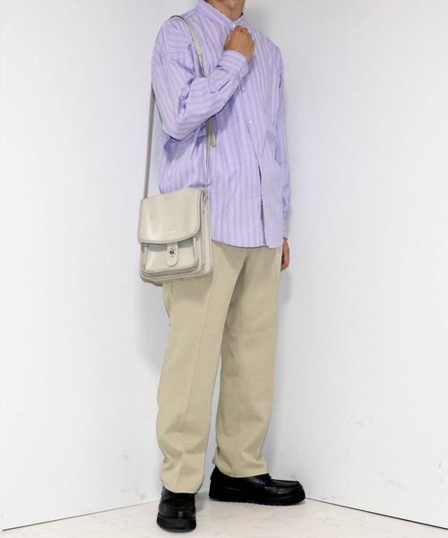 Ritzy（リッツィー）の「綿ブロード バンドカラーBIGシャツ レディース メンズ（シャツ/ブラウス・メンズ・ホワイト系その他/イエロー/サックスブルー/サックスブルー系/ブラック/グリーン/ホワイト/ラベンダー/グレイッシュベージュ/グリーン系その他/ブラック系その他・X-LARGE/MEDIUM/LARGE）」の20枚目の写真