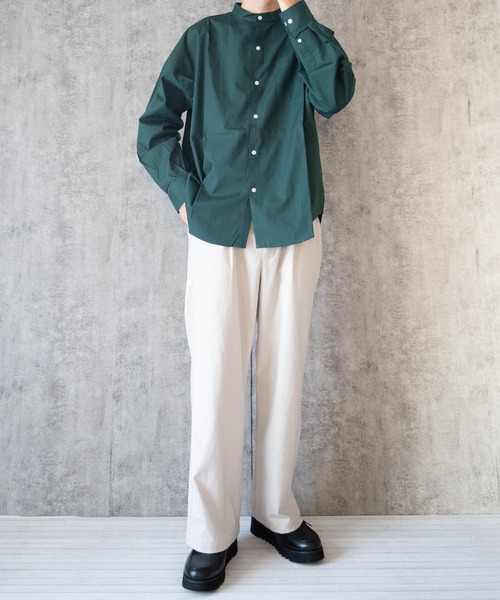 Ritzy（リッツィー）の「綿ブロード バンドカラーBIGシャツ レディース メンズ（シャツ/ブラウス・メンズ・ホワイト系その他/イエロー/サックスブルー/サックスブルー系/ブラック/グリーン/ホワイト/ラベンダー/グレイッシュベージュ/グリーン系その他/ブラック系その他・X-LARGE/MEDIUM/LARGE）」の17枚目の写真