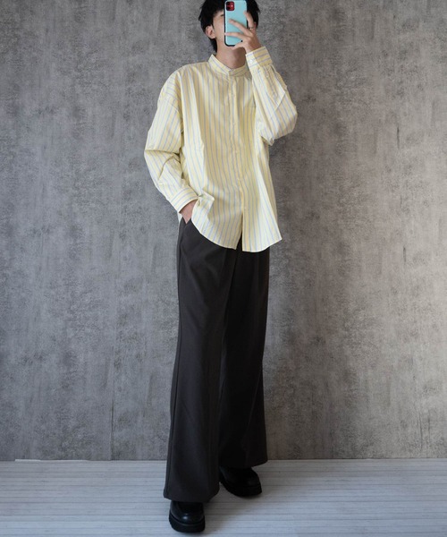 Ritzy（リッツィー）の「綿ブロード バンドカラーBIGシャツ レディース メンズ（シャツ/ブラウス・メンズ・ホワイト系その他/イエロー/サックスブルー/サックスブルー系/ブラック/グリーン/ホワイト/ラベンダー/グレイッシュベージュ/グリーン系その他/ブラック系その他・X-LARGE/MEDIUM/LARGE）」の22枚目の写真