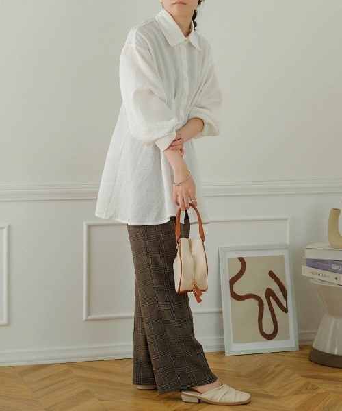 Bab（バブ）の「ジャガードタックシャツブラウス（シャツ/ブラウス・レディース・ライトグレー/ベージュ/オフホワイト・M）」の8枚目の写真