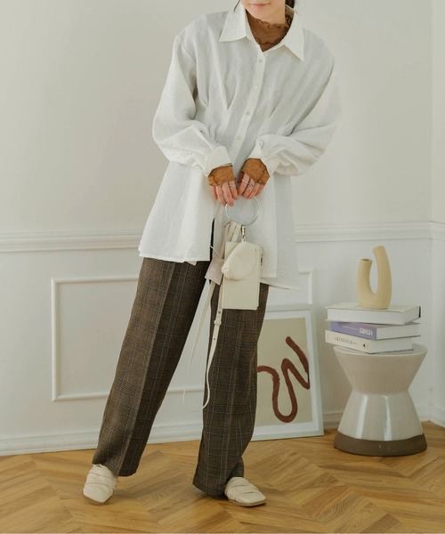 Bab（バブ）の「ジャガードタックシャツブラウス（シャツ/ブラウス・レディース・ライトグレー/ベージュ/オフホワイト・M）」の11枚目の写真