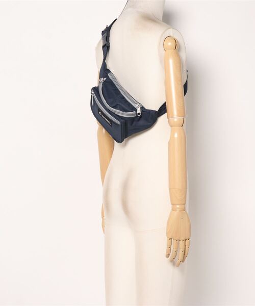 EVEREST（エベレスト）の「《EVEREST》Signature waist pack（ボディバッグ/ウエストポーチ・レディース・ネイビー/グレー系カモフラージュ/オリーブ/ブラック/カモフラージュ・FREE）」の6枚目の写真