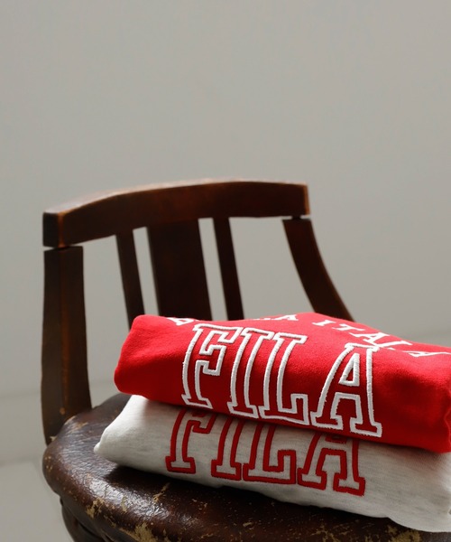 antiqua(アンティカ)の「雰囲気底上げ!カレッジ風『FILA』ロゴ入りスウェットトップス(スウェット・キッズ・レッド/オートミール・130/140/150/160)」の17枚目の写真
