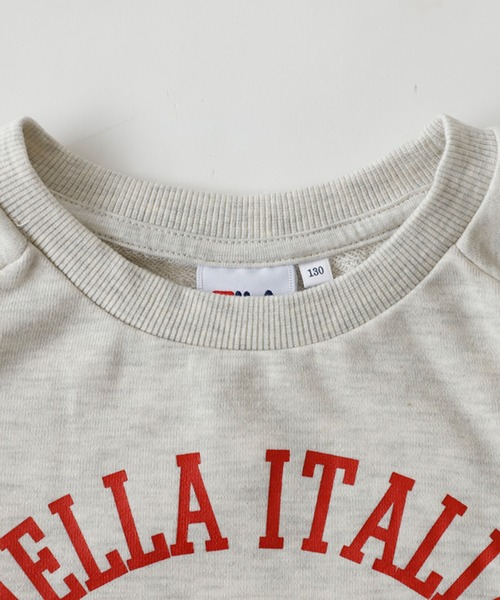 antiqua(アンティカ)の「雰囲気底上げ!カレッジ風『FILA』ロゴ入りスウェットトップス(スウェット・キッズ・レッド/オートミール・130/140/150/160)」の21枚目の写真