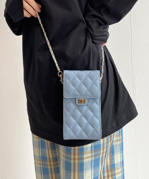 w closet(ダブルクローゼット)の「キルティングミニショルダーバッグ(ショルダーバッグ・レディース・アイボリー/ブラック/サックスブルー・FREE)」の3枚目の写真