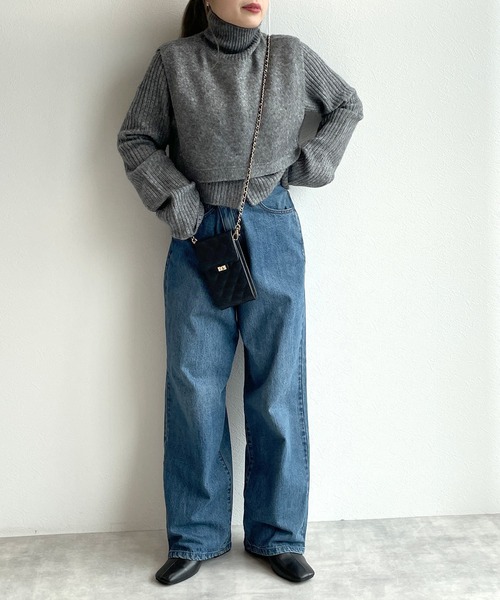 w closet(ダブルクローゼット)の「キルティングミニショルダーバッグ(ショルダーバッグ・レディース・アイボリー/ブラック/サックスブルー・FREE)」の6枚目の写真