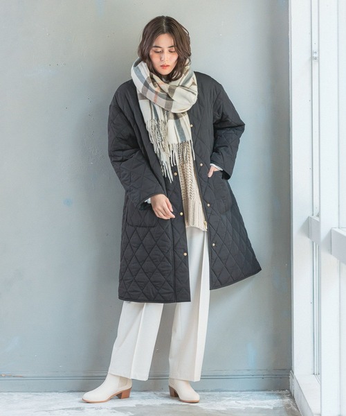 LEPSIM（レプシィム）の「洗えるチェックストール　294846（ストール/ショール・レディース・ライトグレー/ベージュ/オフホワイト/ピンク/イエロー/ブルー・ONE SIZE）」の10枚目の写真