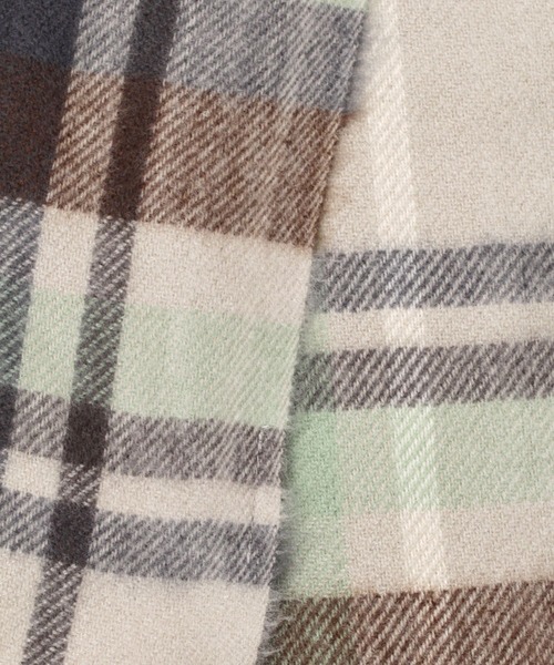 LEPSIM（レプシィム）の「洗えるチェックストール　294846（ストール/ショール・レディース・ライトグレー/ベージュ/オフホワイト/ピンク/イエロー/ブルー・ONE SIZE）」の12枚目の写真