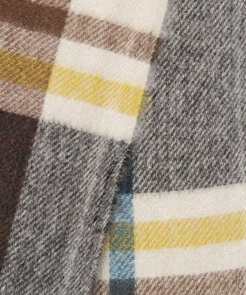 LEPSIM（レプシィム）の「洗えるチェックストール　294846（ストール/ショール・レディース・ライトグレー/ベージュ/オフホワイト/ピンク/イエロー/ブルー・ONE SIZE）」の9枚目の写真