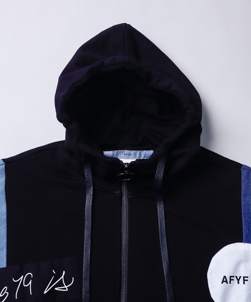 AFYF(エーエフワイエフ)の「AFYF VANDALISMDENIM MIX PARKA/ミックスパーカー(パーカー・メンズ・ブラック/ホワイト・FREE)」の5枚目の写真