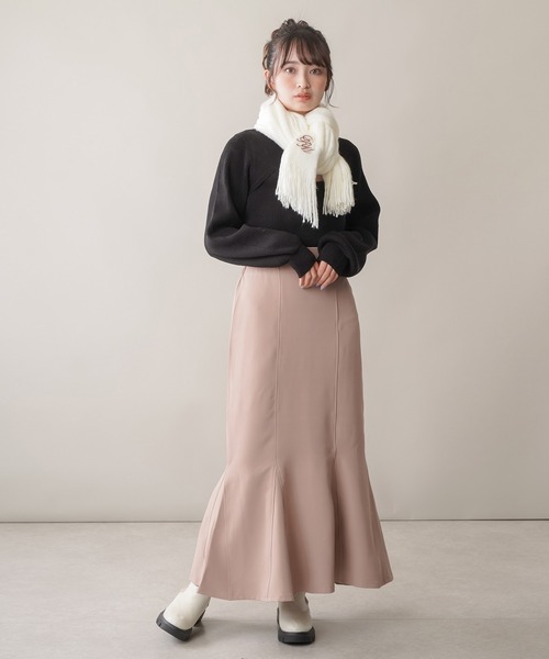 SPINNS（スピンズ）の「シャギー大判ストール（マフラー・レディース・ブラック/ブルー/ホワイト・ONESIZE）」の14枚目の写真