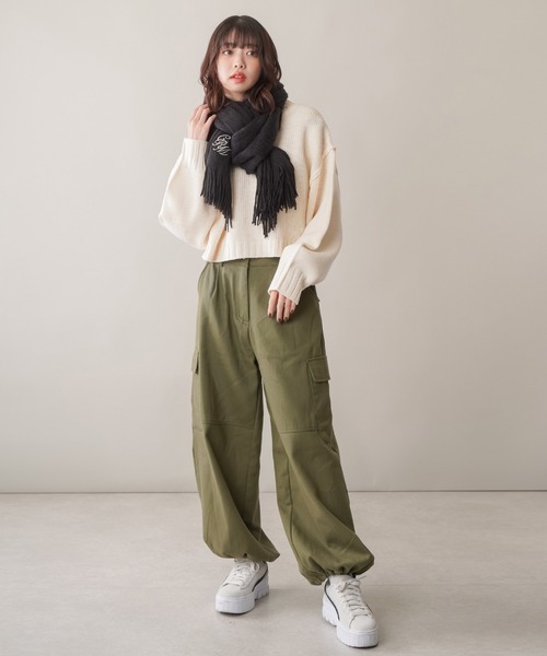 SPINNS（スピンズ）の「シャギー大判ストール（マフラー・レディース・ブラック/ブルー/ホワイト・ONESIZE）」の13枚目の写真