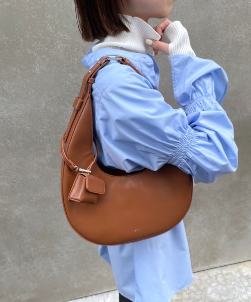 loti(ロティ)の「loti サークルベルトBAG(ショルダーバッグ・レディース・ブラック/ブラウン・FREE)」の12枚目の写真