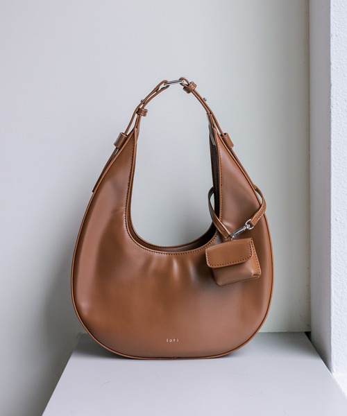 loti(ロティ)の「loti サークルベルトBAG(ショルダーバッグ・レディース・ブラック/ブラウン・FREE)」の14枚目の写真